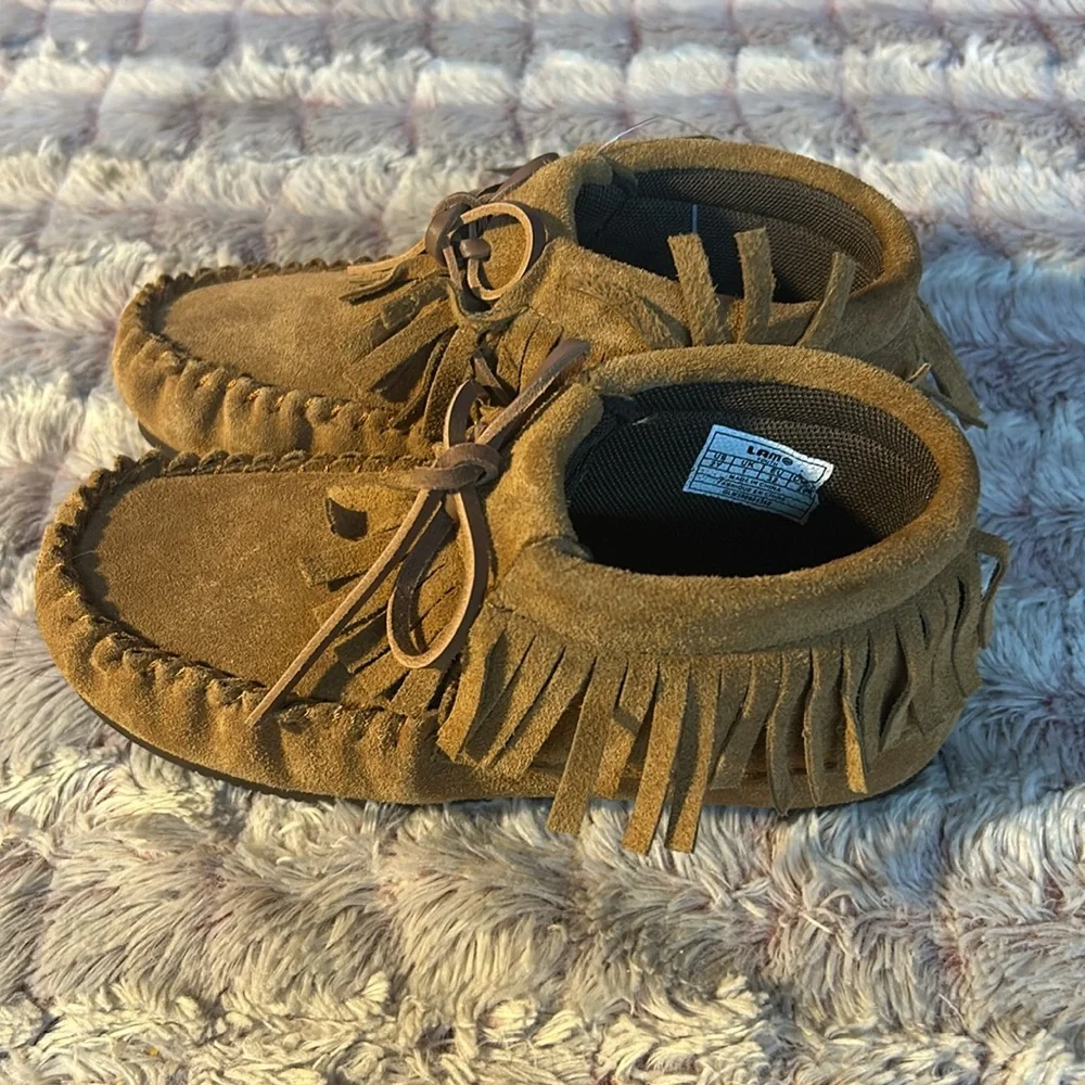 Lamo Foot wear kids shoes size 1